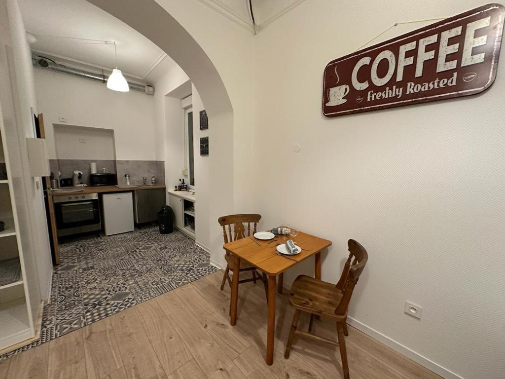 Le Petit Cafe - Centre Ville, Parking Gratuit Mulhouse Esterno foto